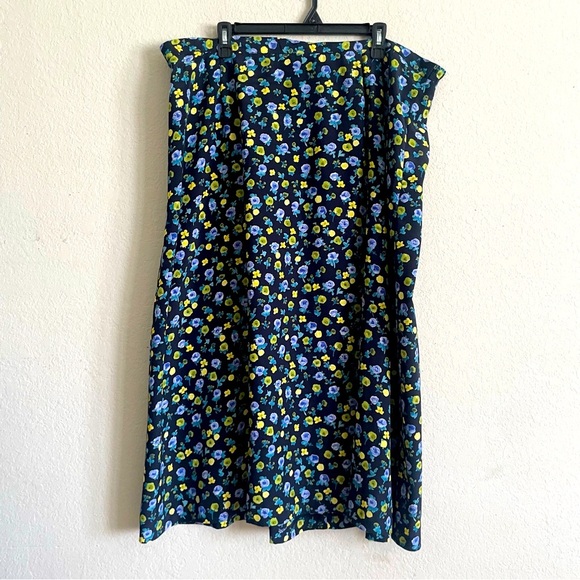 Dani Max Floral Print Women's Skirt - Blue and Yellow modest size 24 cottage - Picture 1 of 9